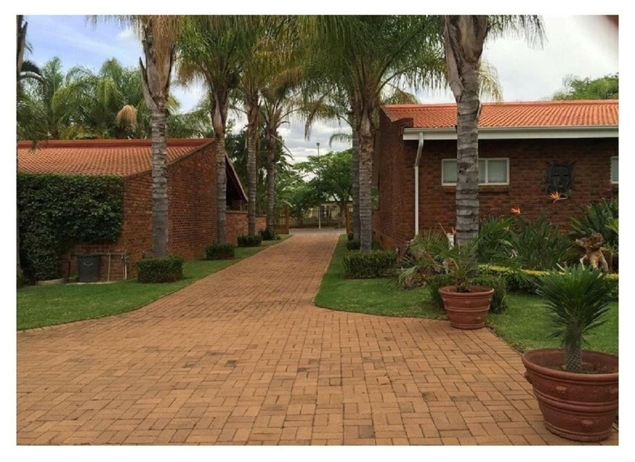 Lala Bela Guest House Luaran gambar